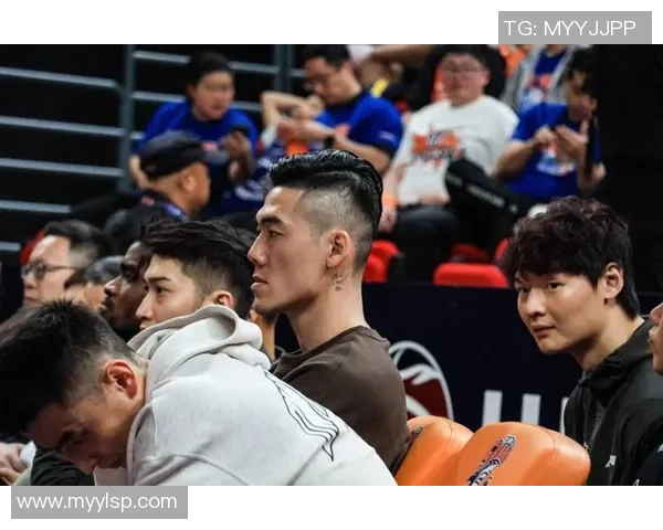 上海篮球队灵活性创新高引发热议助力球队崛起与发展